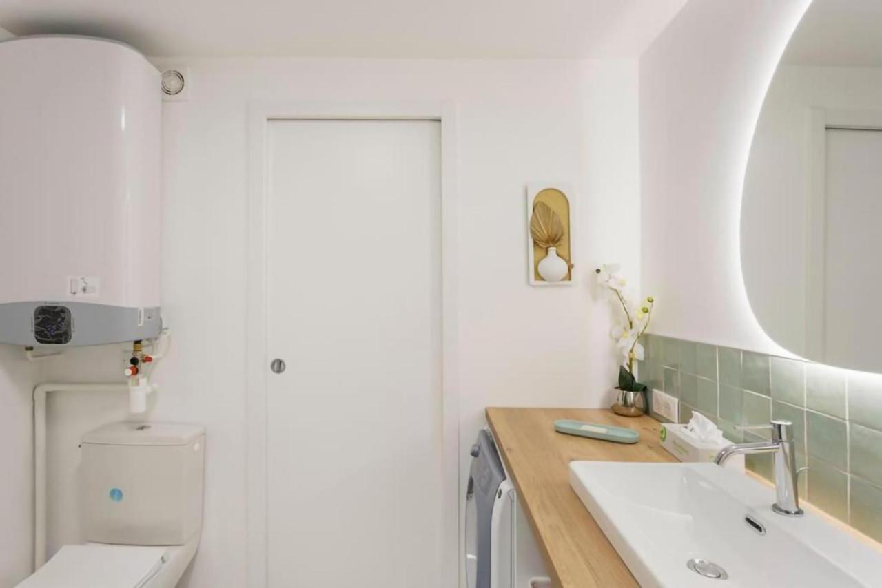 Le Pourpre Apartment แชลเลส์ ภายนอก รูปภาพ
